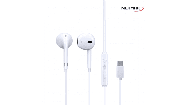 Auricular Earphone Tipo-C Netmak (NM-UR90) blanco y negro
